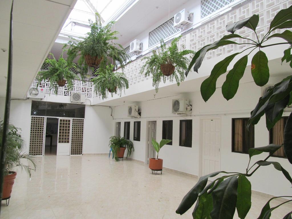 פלורנסייה Hotel Royal Plaza מראה חיצוני תמונה