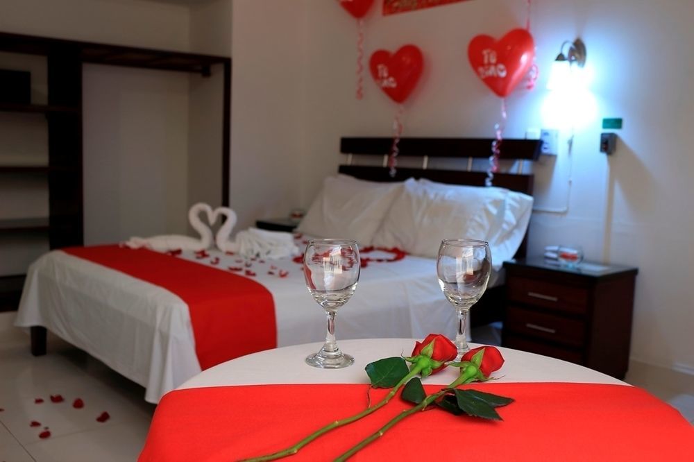 פלורנסייה Hotel Royal Plaza מראה חיצוני תמונה