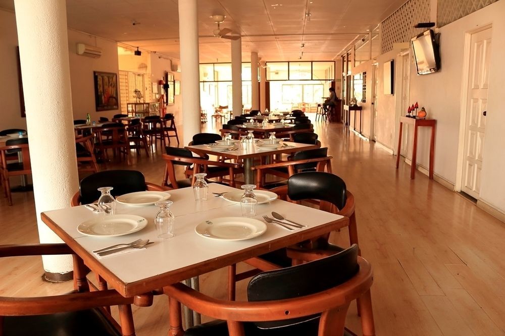 פלורנסייה Hotel Royal Plaza מראה חיצוני תמונה